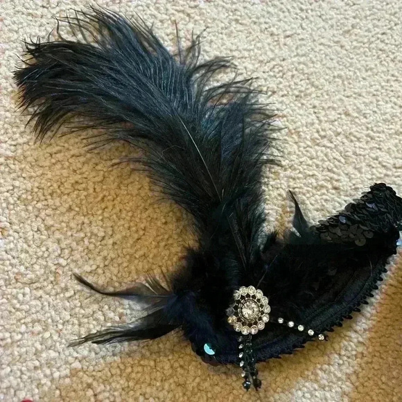 Lot of Halloween Costume Accessories for Women - Picture 6 of 10